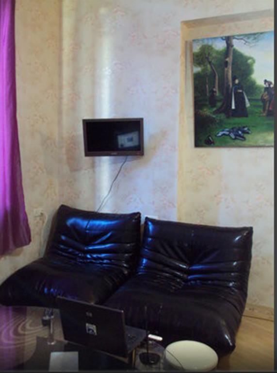 Evrika Apartments On Rustaveli Avenue Тбилиси Номер фото
