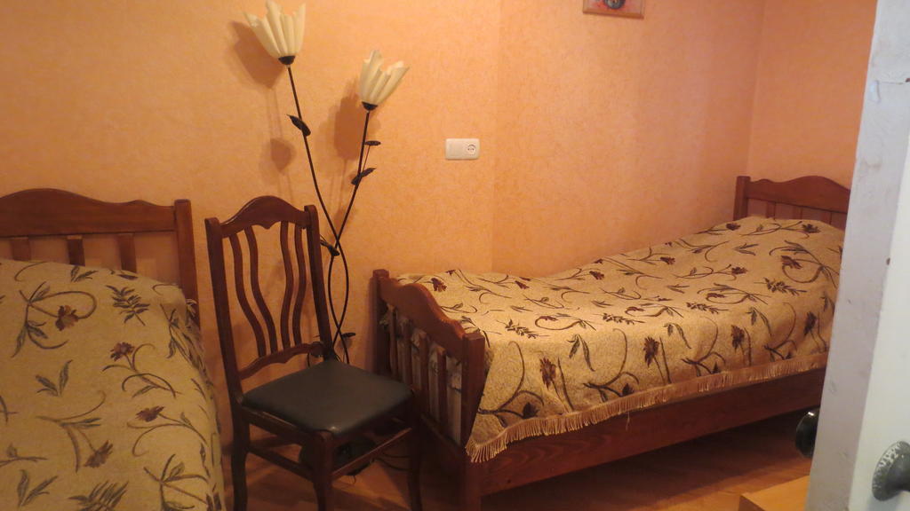 Evrika Apartments On Rustaveli Avenue Тбилиси Номер фото